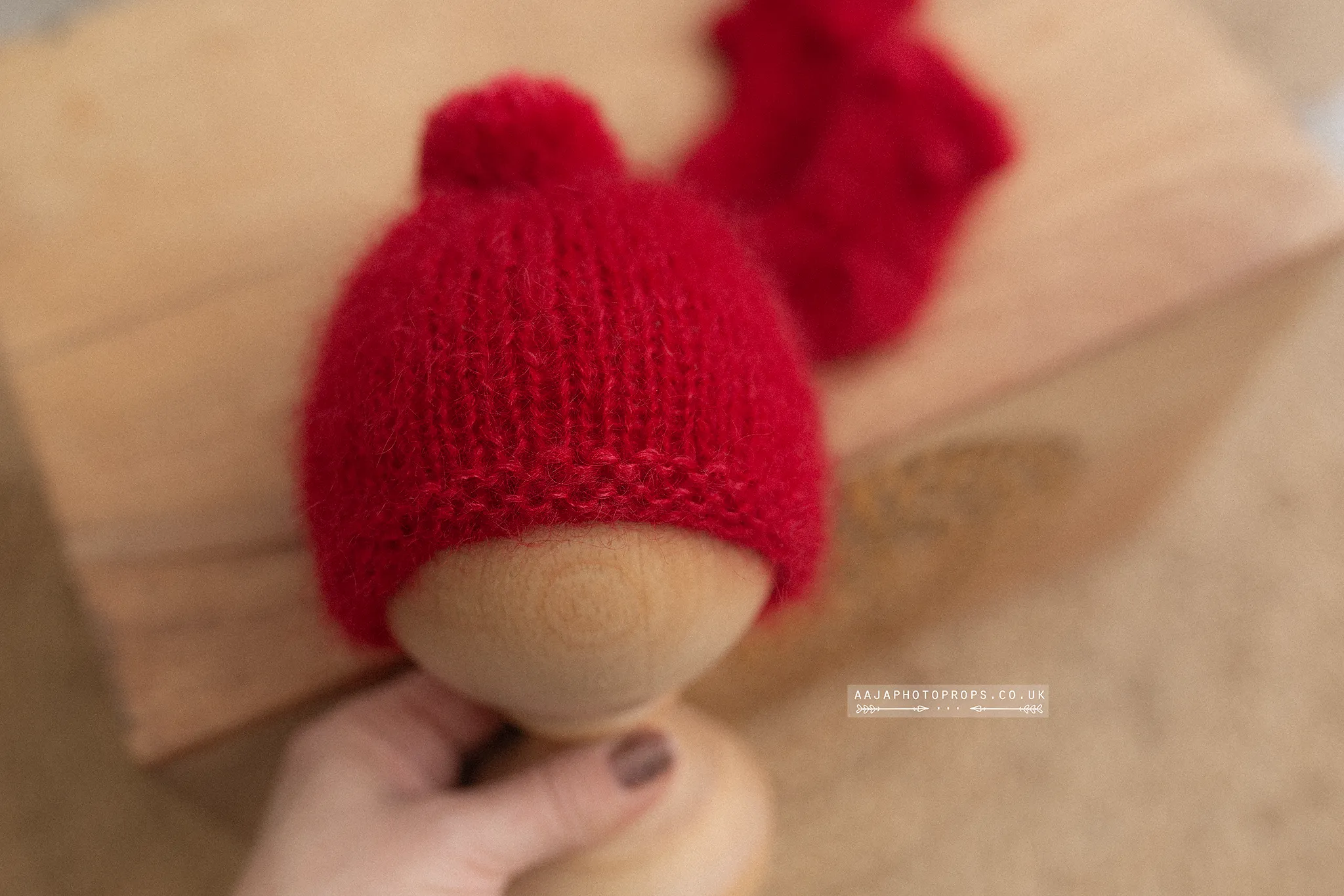 Baby newborn hat and socks, red, RTS