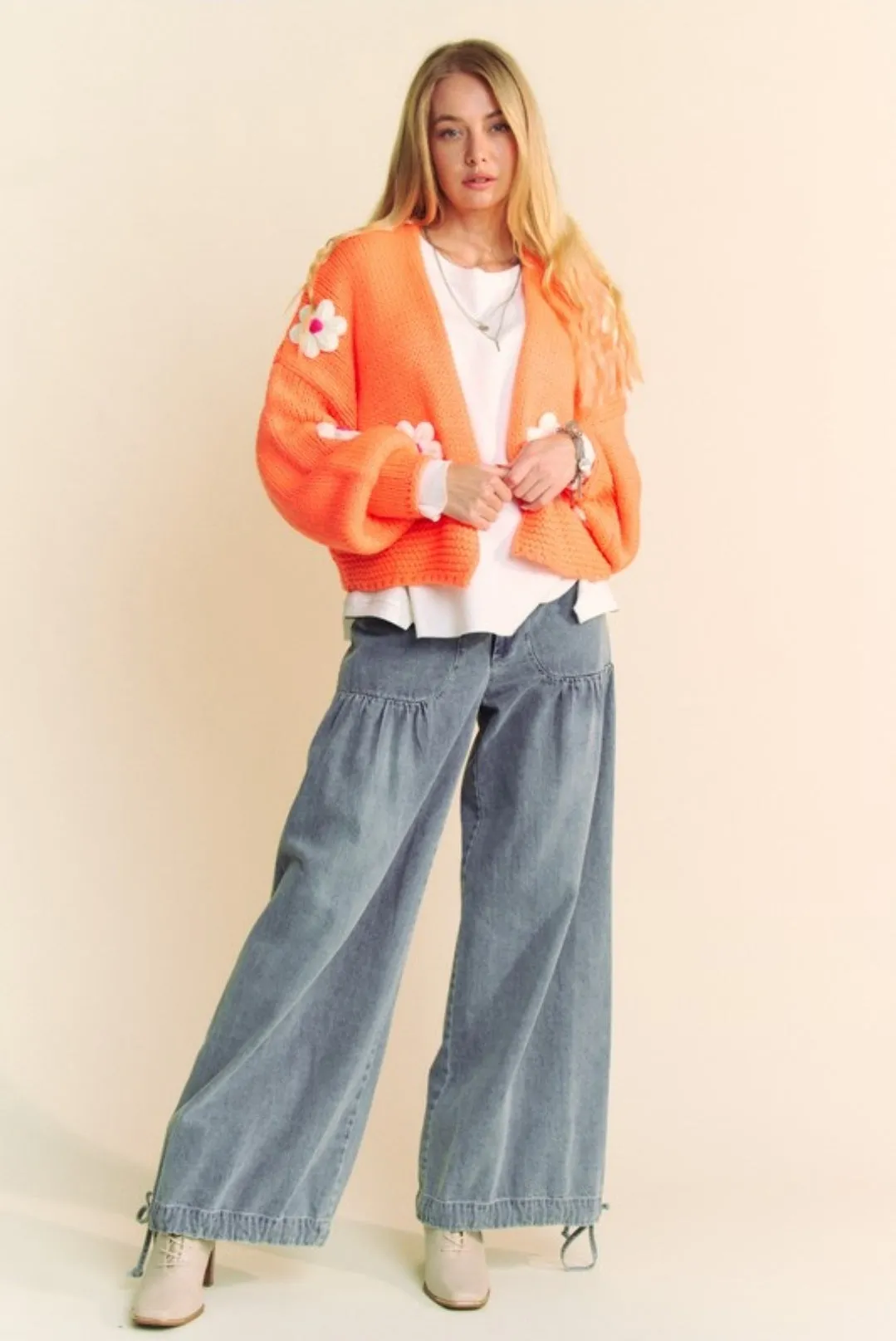 Chunky Knitted Daisy Cropped Cardigan
