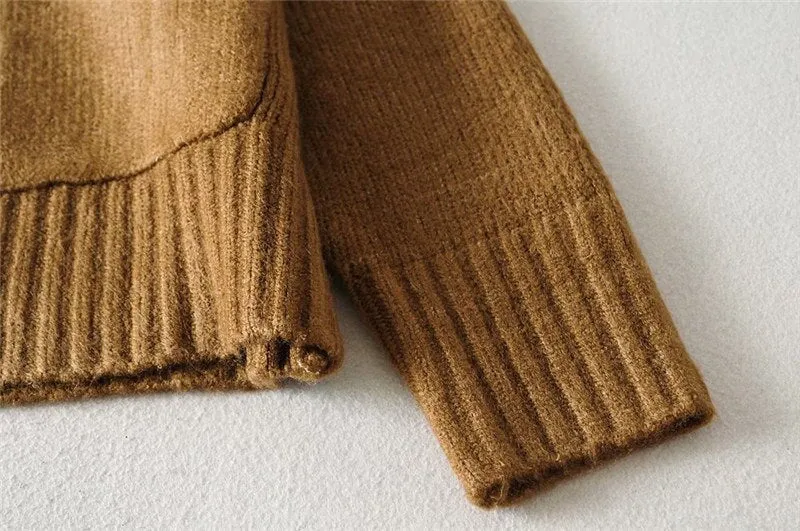 KNITTED CARDIGAN