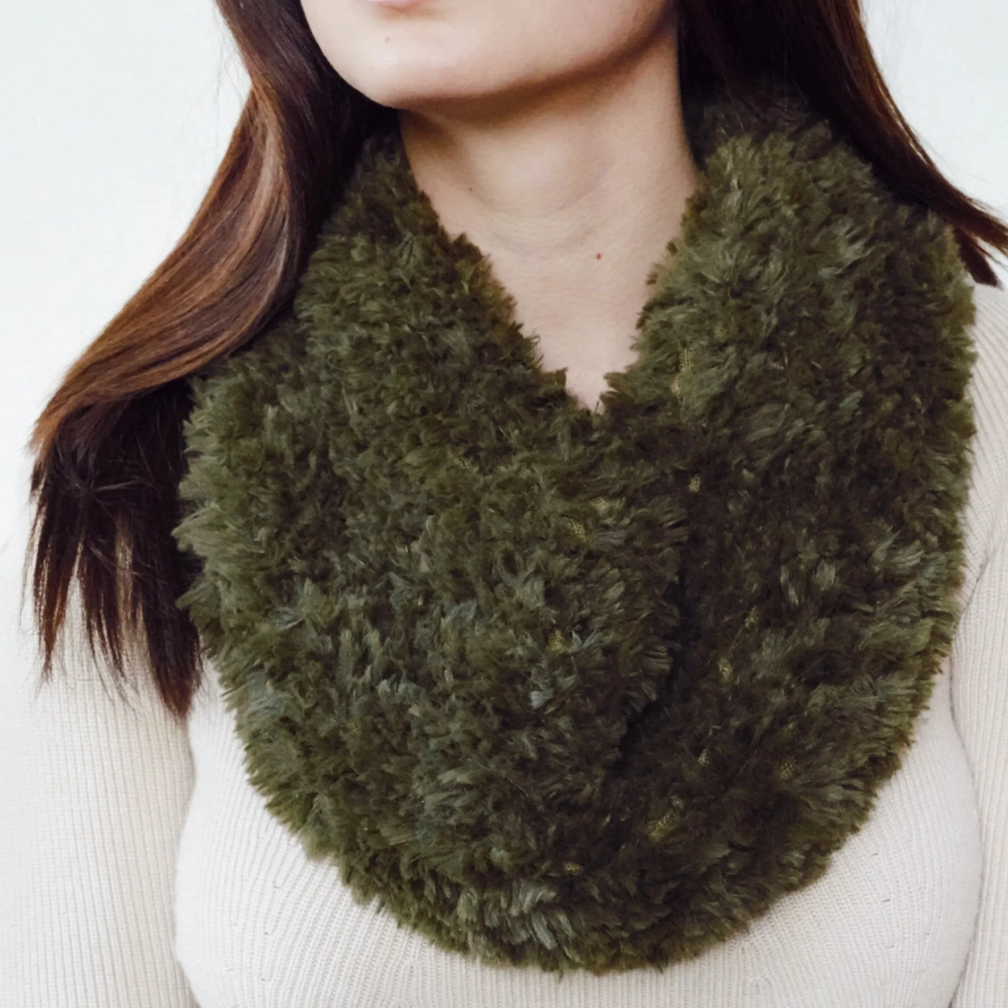 Wisteria Cowl